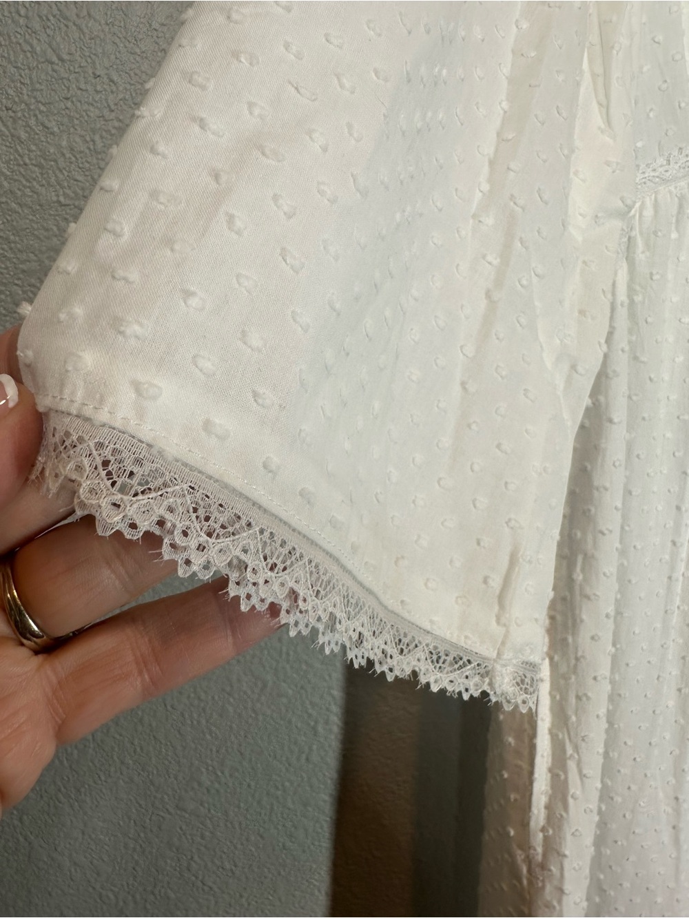 NATIONAL Vintage Deadstock Women's Small V-Neck White Cotton Swiss Dot Nightgown - Picture 8 of 12